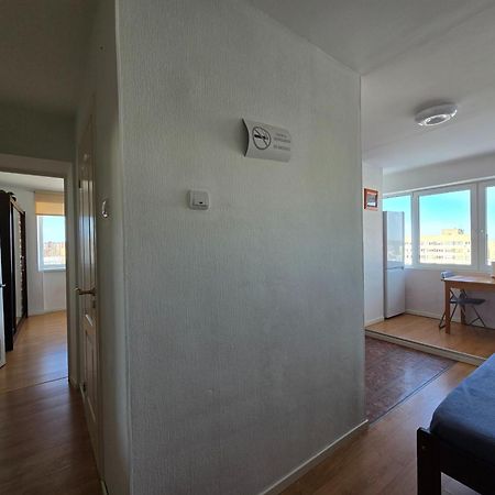 Hero Avenue Apartment นาร์วา ภายนอก รูปภาพ
