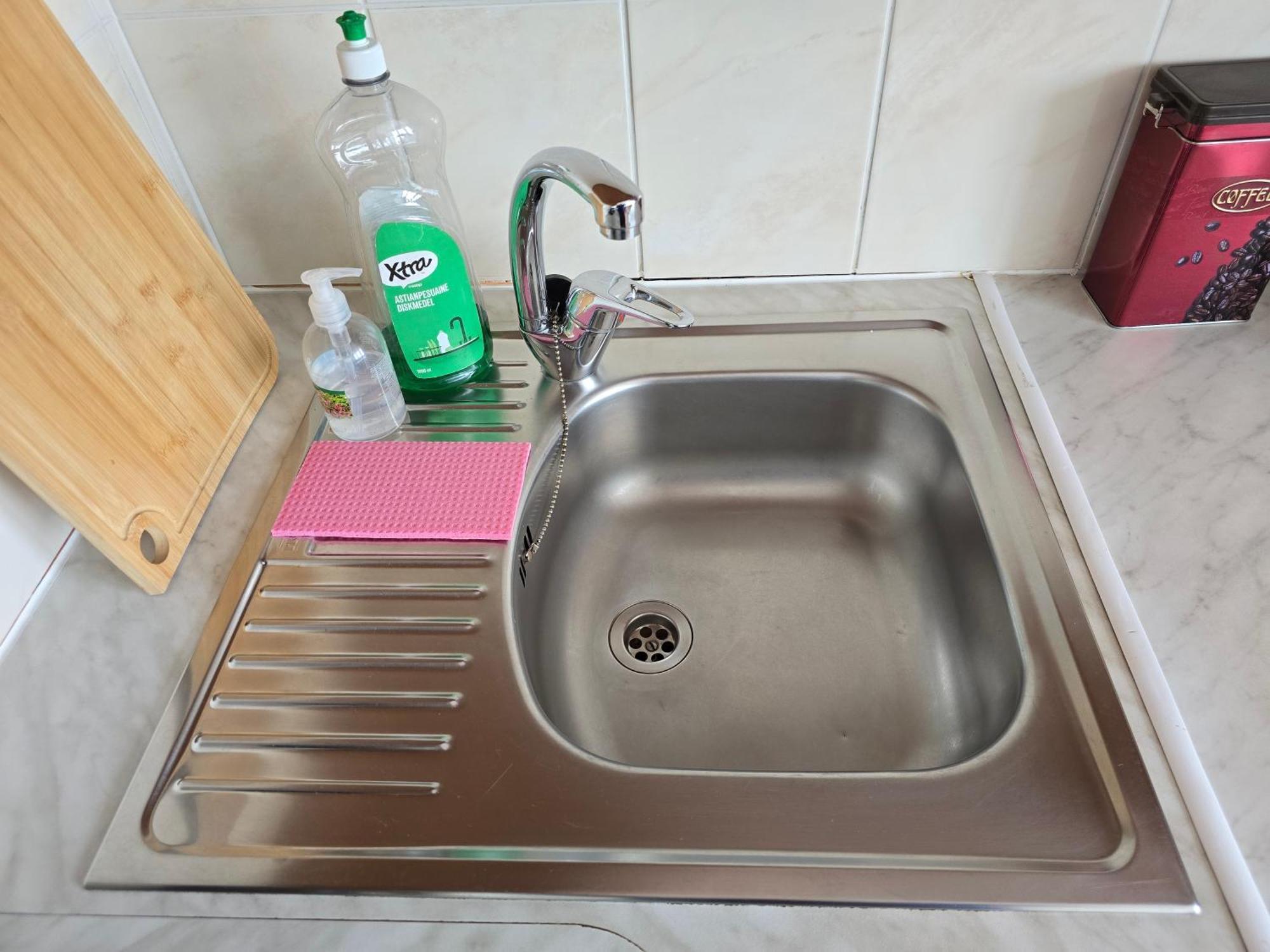 Hero Avenue Apartment นาร์วา ภายนอก รูปภาพ