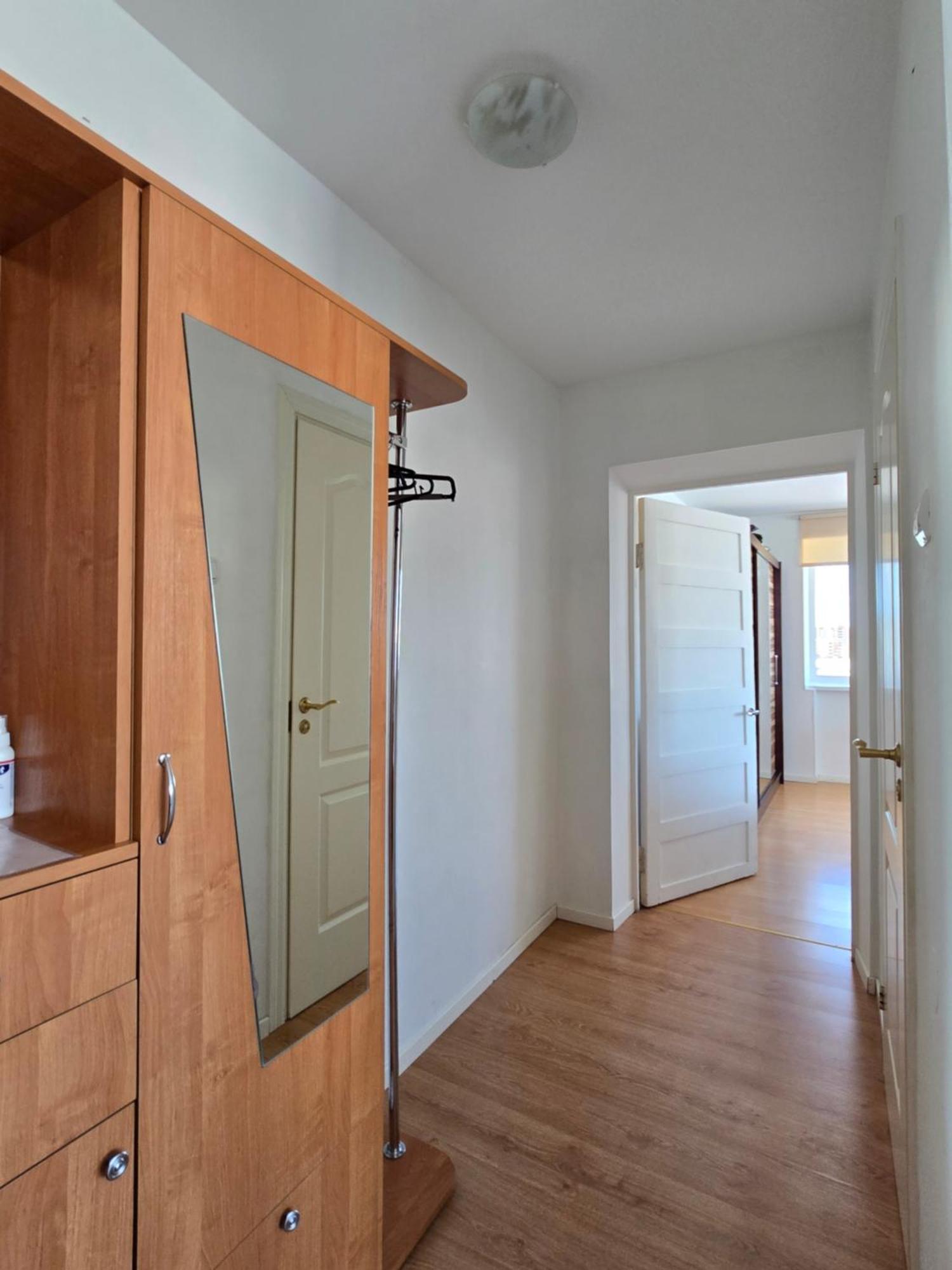 Hero Avenue Apartment นาร์วา ภายนอก รูปภาพ