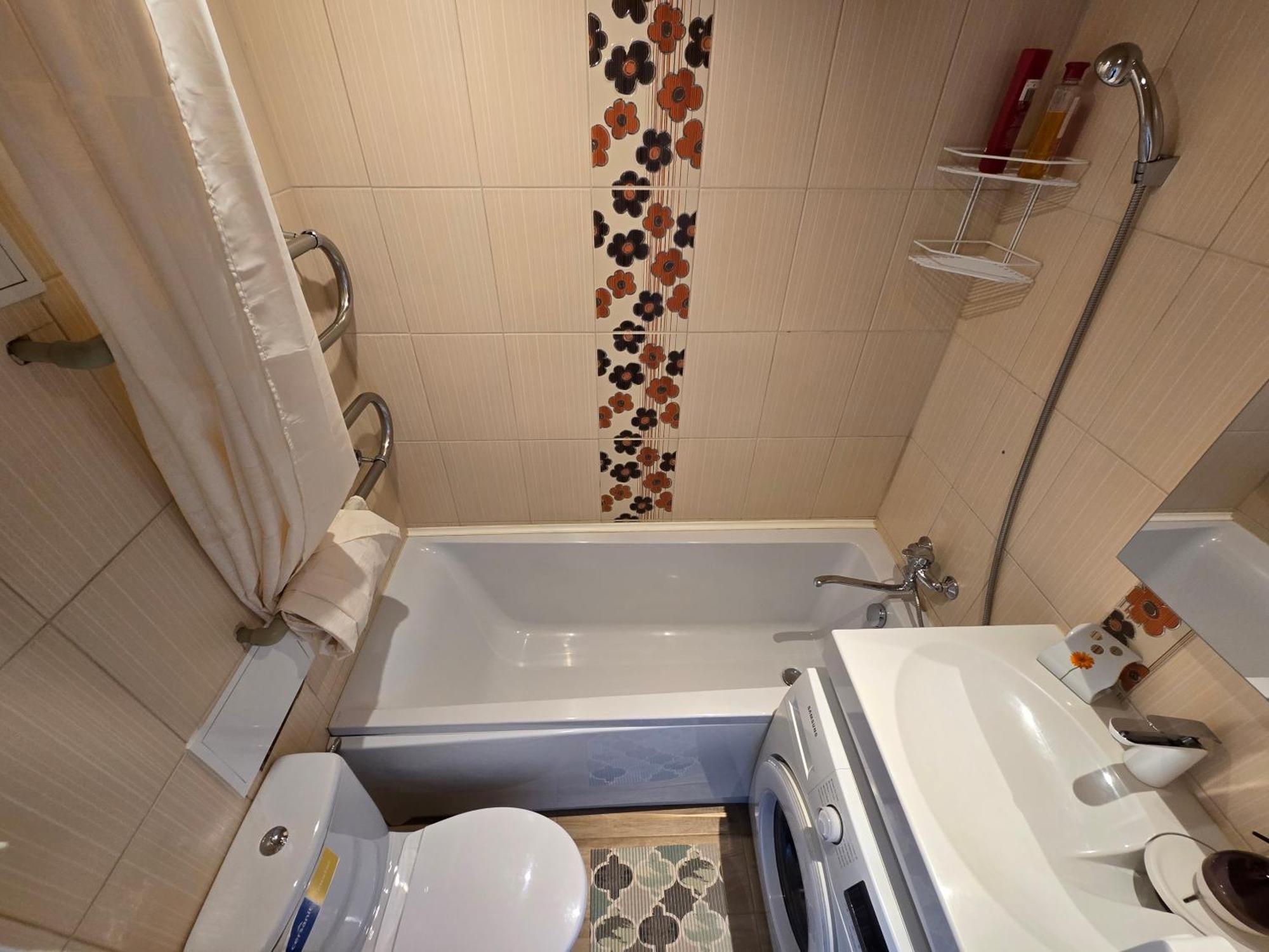Hero Avenue Apartment นาร์วา ภายนอก รูปภาพ